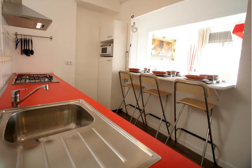 Near Clot & Sagrada Familia Apartment Barcelona Exterior photo